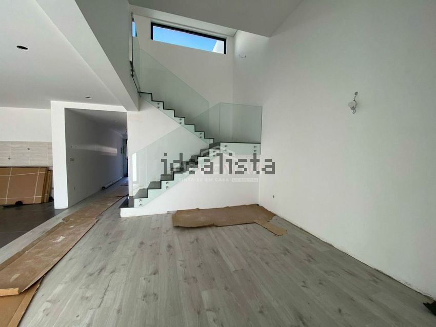Moradia T4 em Arcos e Mogofores, €375.000
