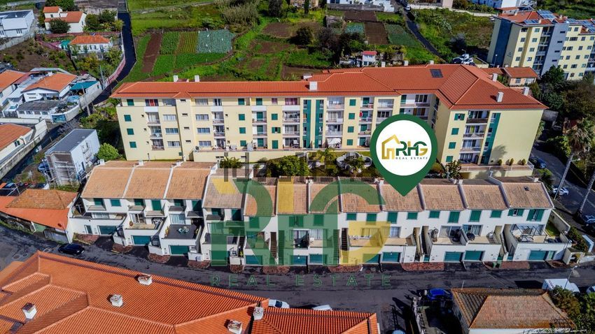 Moradia T2 em Caniço, €349.000
