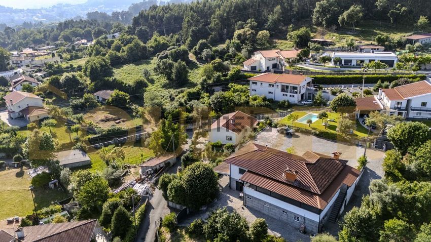 Moradia T3 à venda em Fonte Arcada e Oliveira, Póvoa de Lanhoso — foto 9