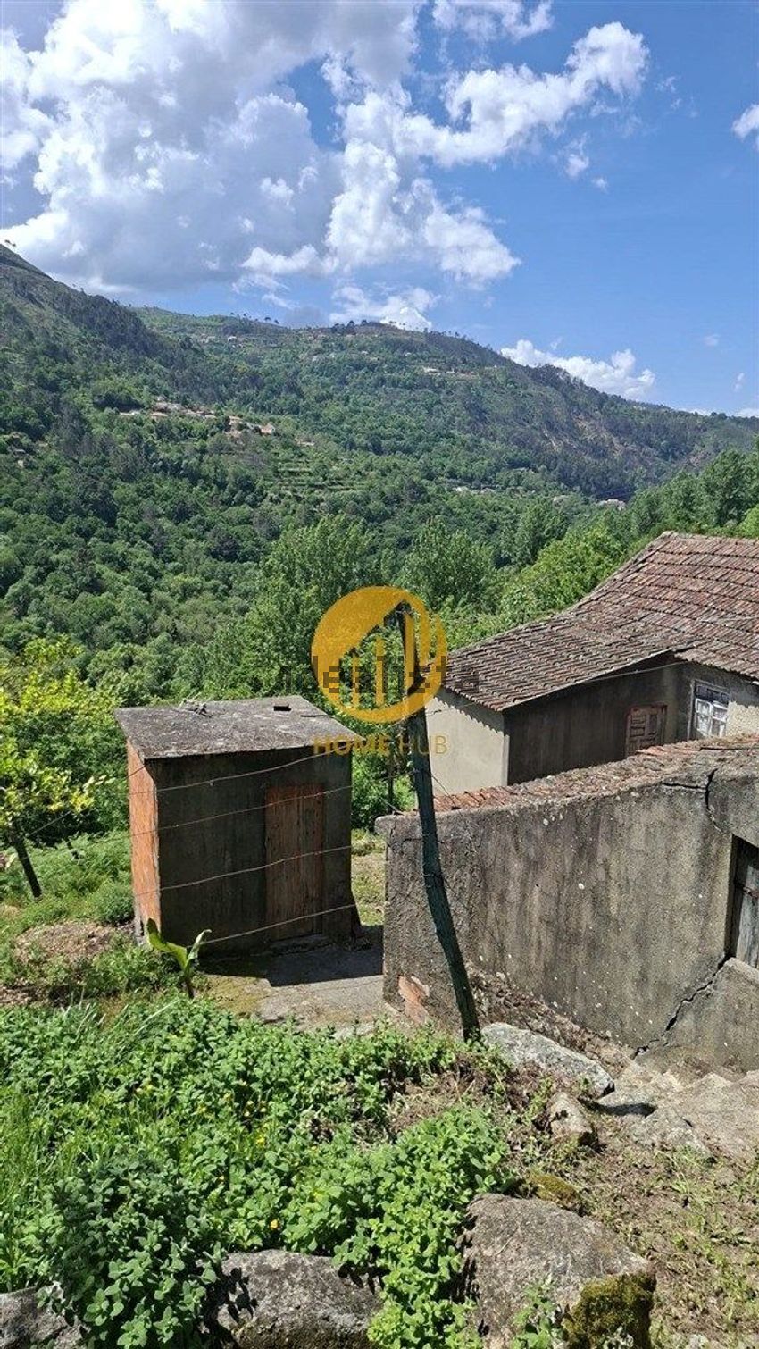 Moradia T4 à venda em Ferreiros de Tendais, Cinfães — foto 4