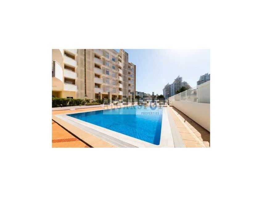 Apartamento T1 em Armação de Pêra, €335.000