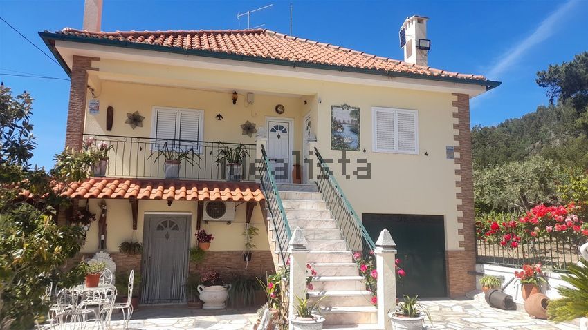 Moradia T4 à venda em Louriçal do Campo, Castelo Branco — foto 2
