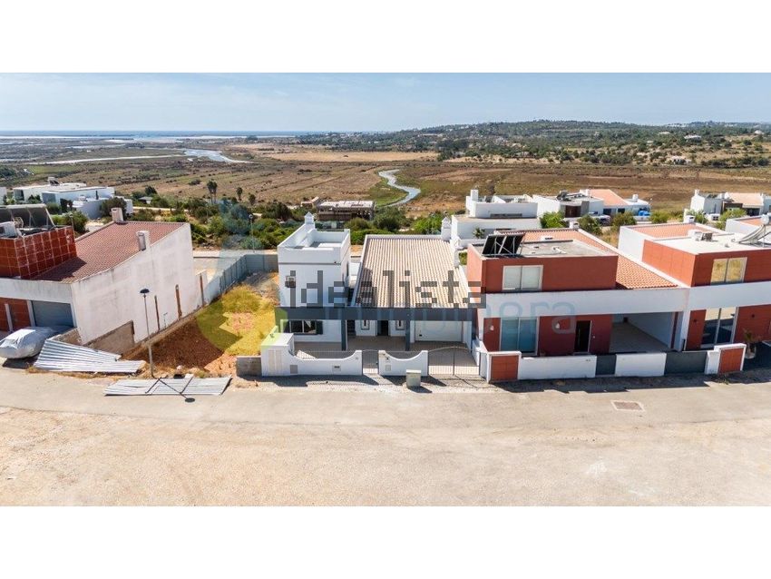 Moradia T4 à venda em Mexilhoeira Grande, Portimão — foto 3