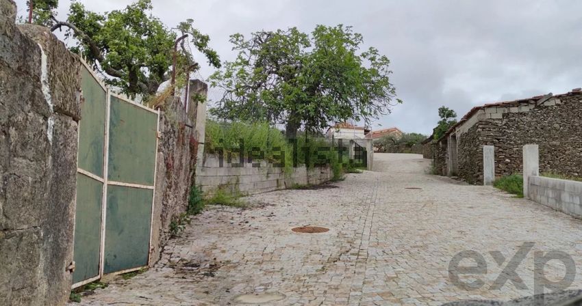 Moradia T3 à venda em Santa Maria de Emeres, Valpaços — foto 13