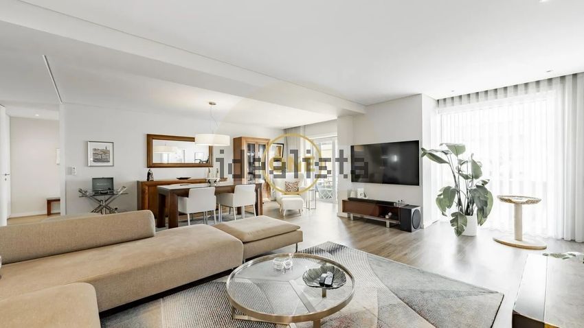Apartamento T4 em Bougado (São Martinho e Santiago), €498.000
