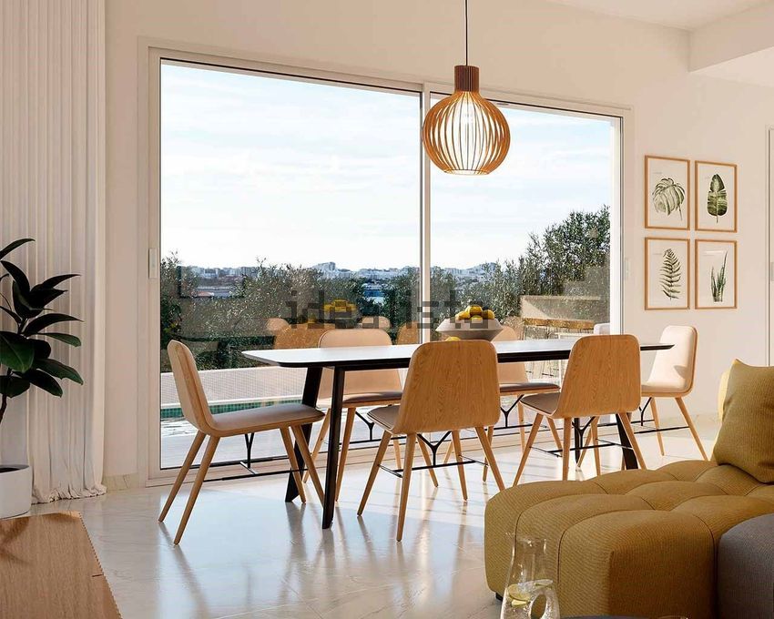 Moradia T3 em Estômbar e Parchal, €650.000