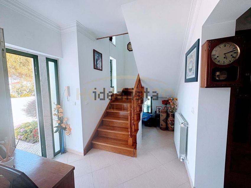 Moradia T3 à venda em Santa Iria de Azoia, São João da Talha e Bobadela, Loures — foto 4