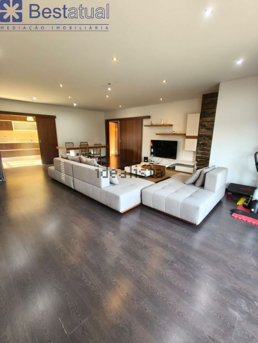 Apartamento T4 à venda em Vila Nova de Famalicão e Calendário, Vila Nova de Famalicão — foto 7