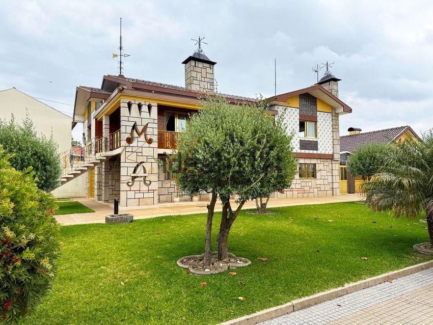 Moradia T4 em Branca, €425.000