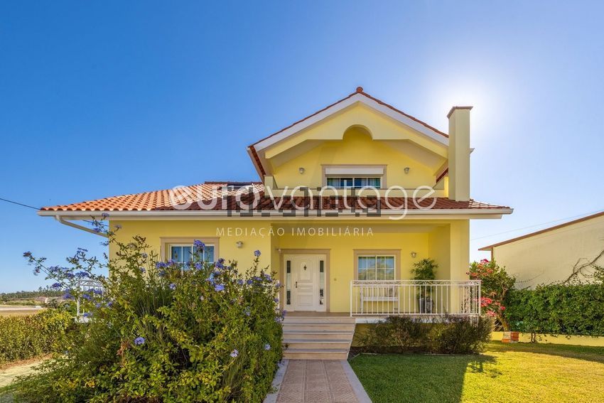 Moradia T4 em Leiria, Pousos, Barreira e Cortes, €449.000