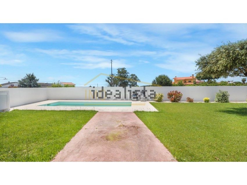 Moradia T4 à venda em Nossa Senhora de Fátima, Entroncamento — foto 23