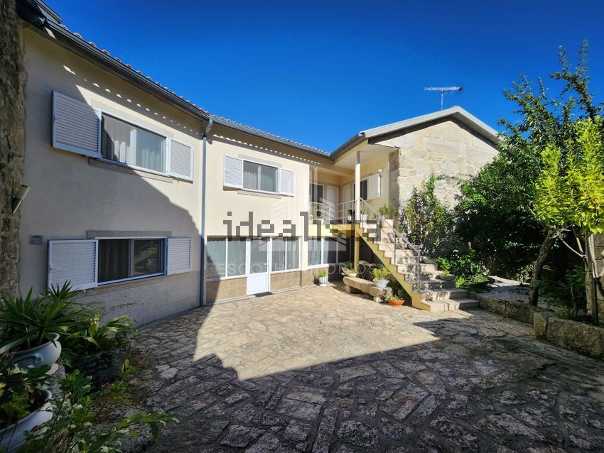 Moradia T4 em Cambra e Carvalhal de Vermilhas, €260.000
