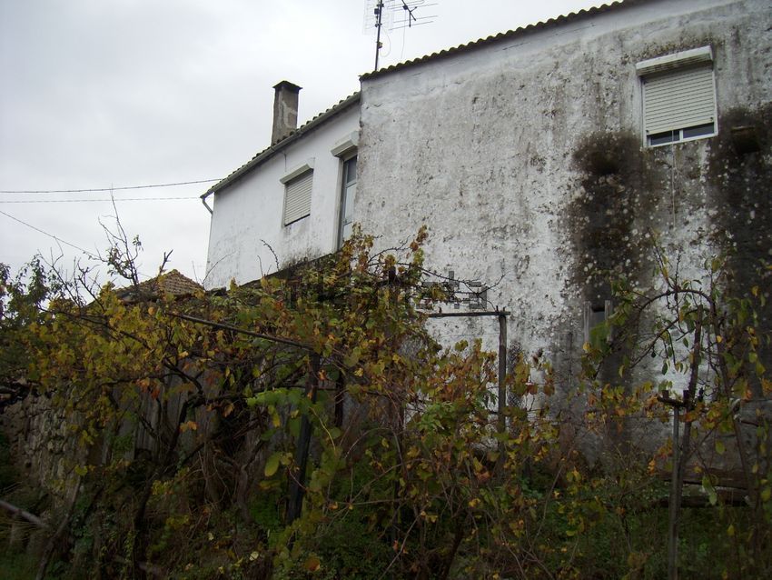 Moradia T3 à venda em Andrães, Vila Real — foto 4