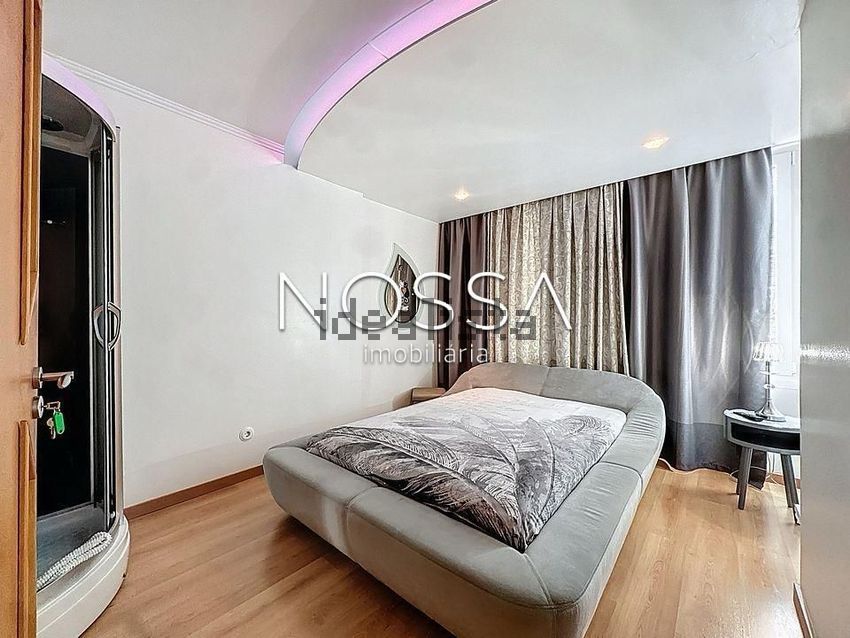 Apartamento T5 em Campolide, €690.000