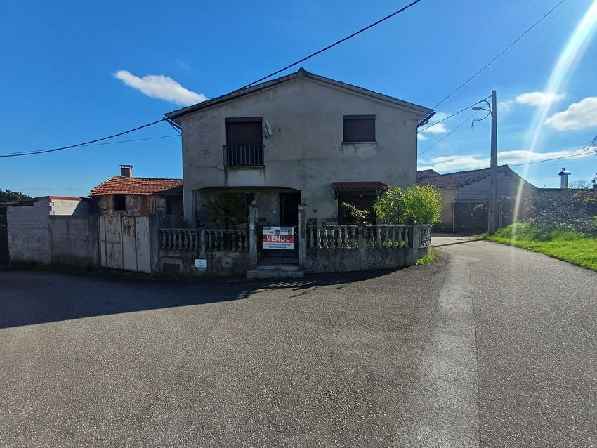 Moradia T3 em Mortágua, Vale de Remígio, Cortegaça e Almaça, €162.500