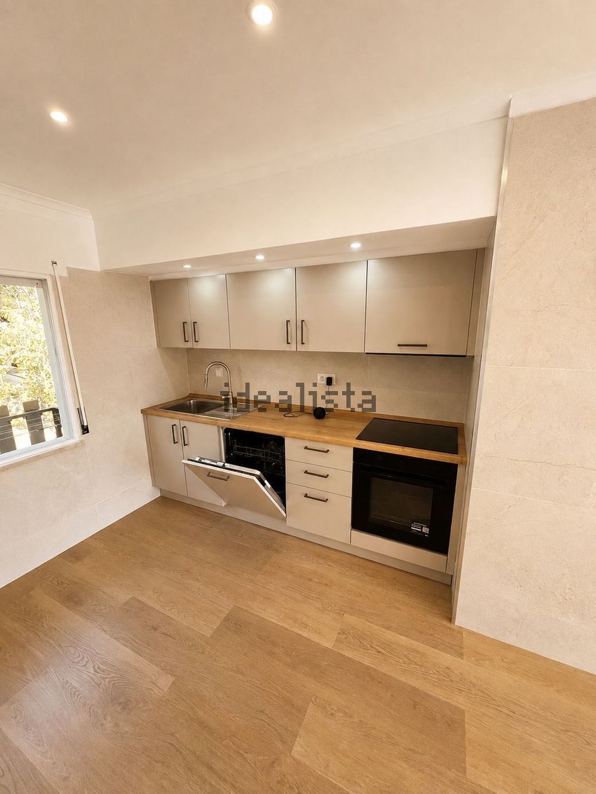 Apartamento T4 à venda em Agualva e Mira-Sintra, Sintra — foto 2