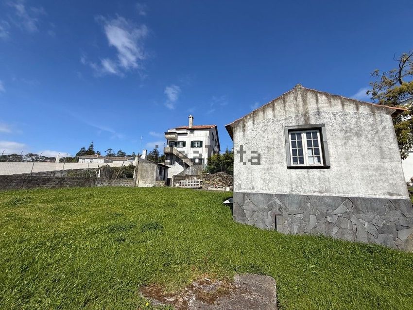 Moradia T5 à venda em Posto Santo, Angra do Heroísmo — foto 2