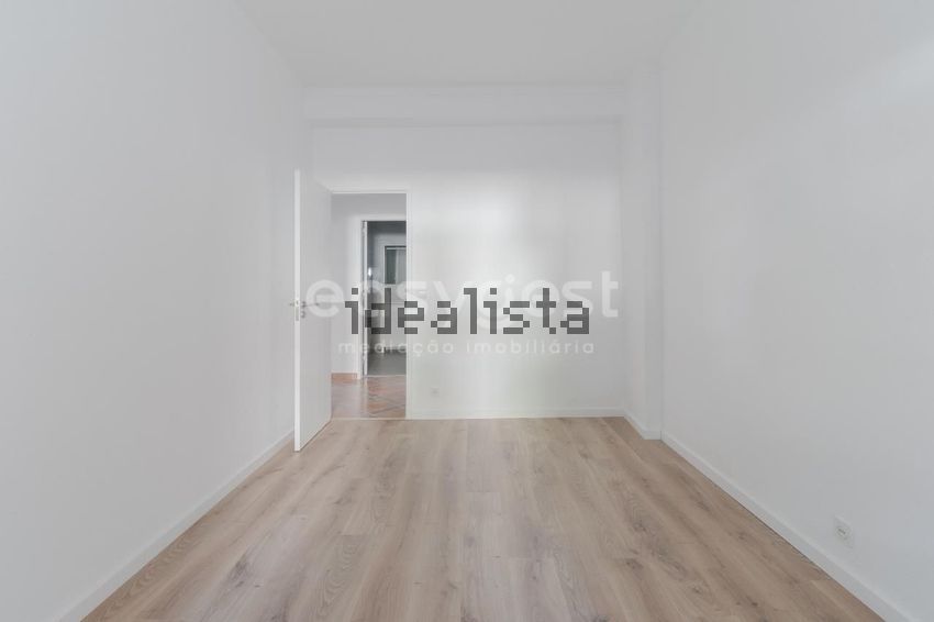 Apartamento T4 à venda em Amora, Seixal — foto 8