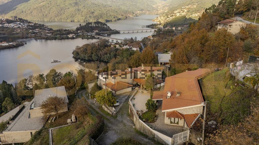 Moradia T4 à venda em Ventosa e Cova, Vieira do Minho — foto 8