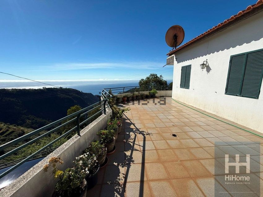 Moradia T4 em Camacha, €325.000