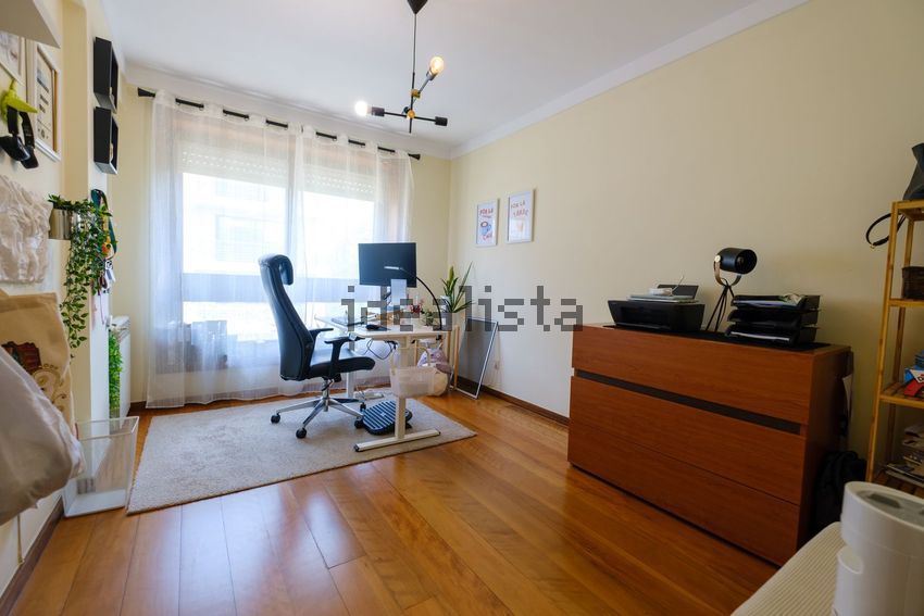 Apartamento T3 à venda em Castêlo da Maia, Maia — foto 32
