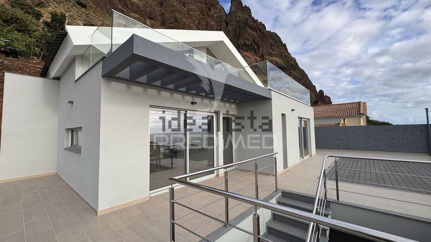 Moradia T4 à venda em Estreito da Calheta, Calheta — foto 7