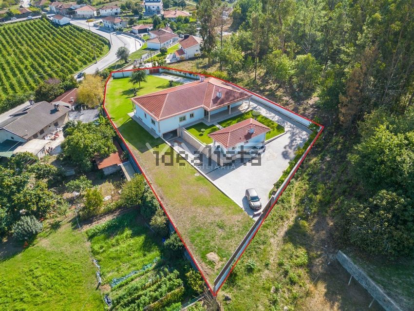 Moradia T4 à venda em Coucieiro, Vila Verde — foto 5
