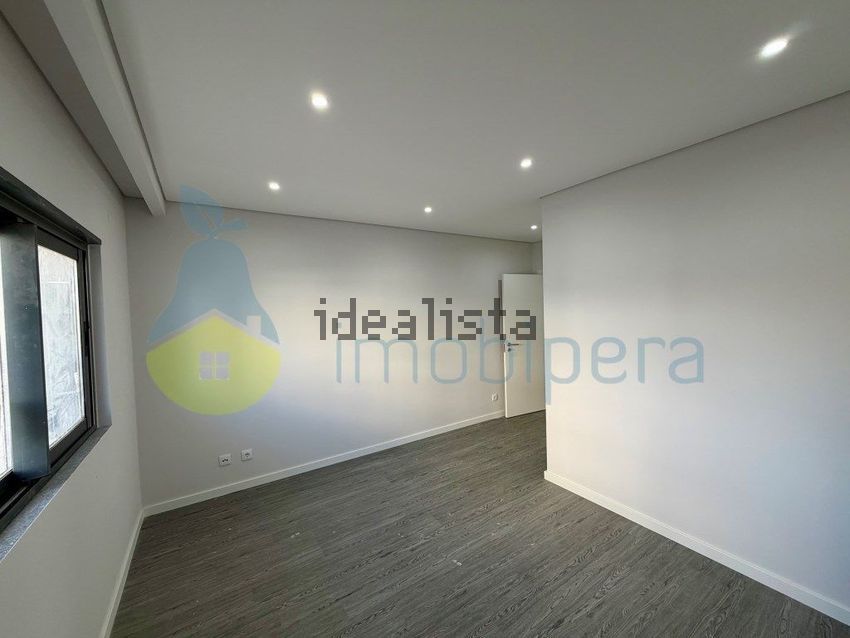 Apartamento T3 à venda em Quelfes, Olhão — foto 7