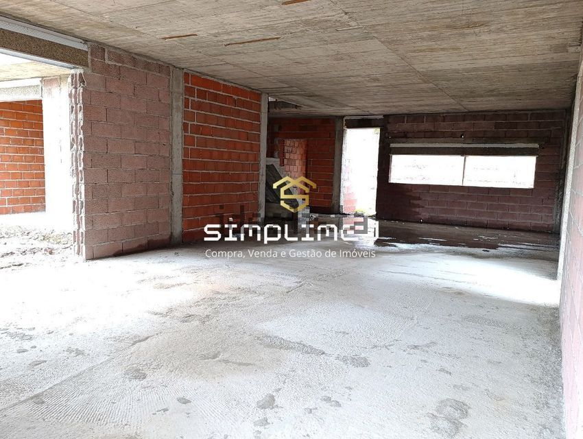 Moradia T4 à venda em Orjais, Covilhã — foto 13