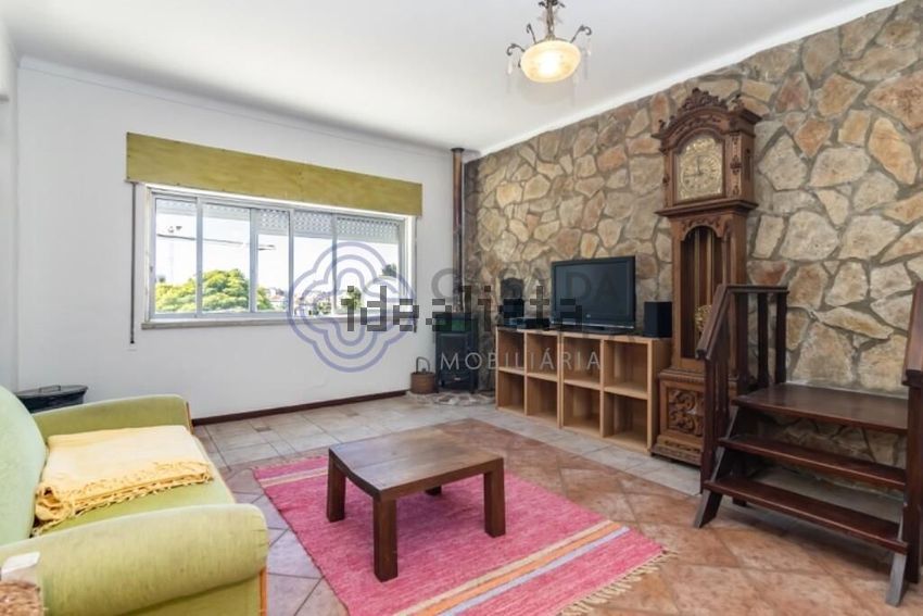 Apartamento T2 em S. Julião, N. S. da Anunciada e S. Maria da Graça, €345.000