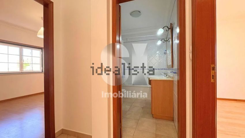 Apartamento T2 à venda em Ramalhal, Torres Vedras — foto 11