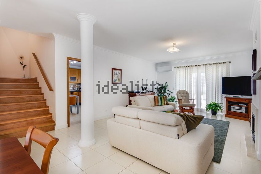Moradia T5 à venda em Santo António da Charneca, Barreiro — foto 4