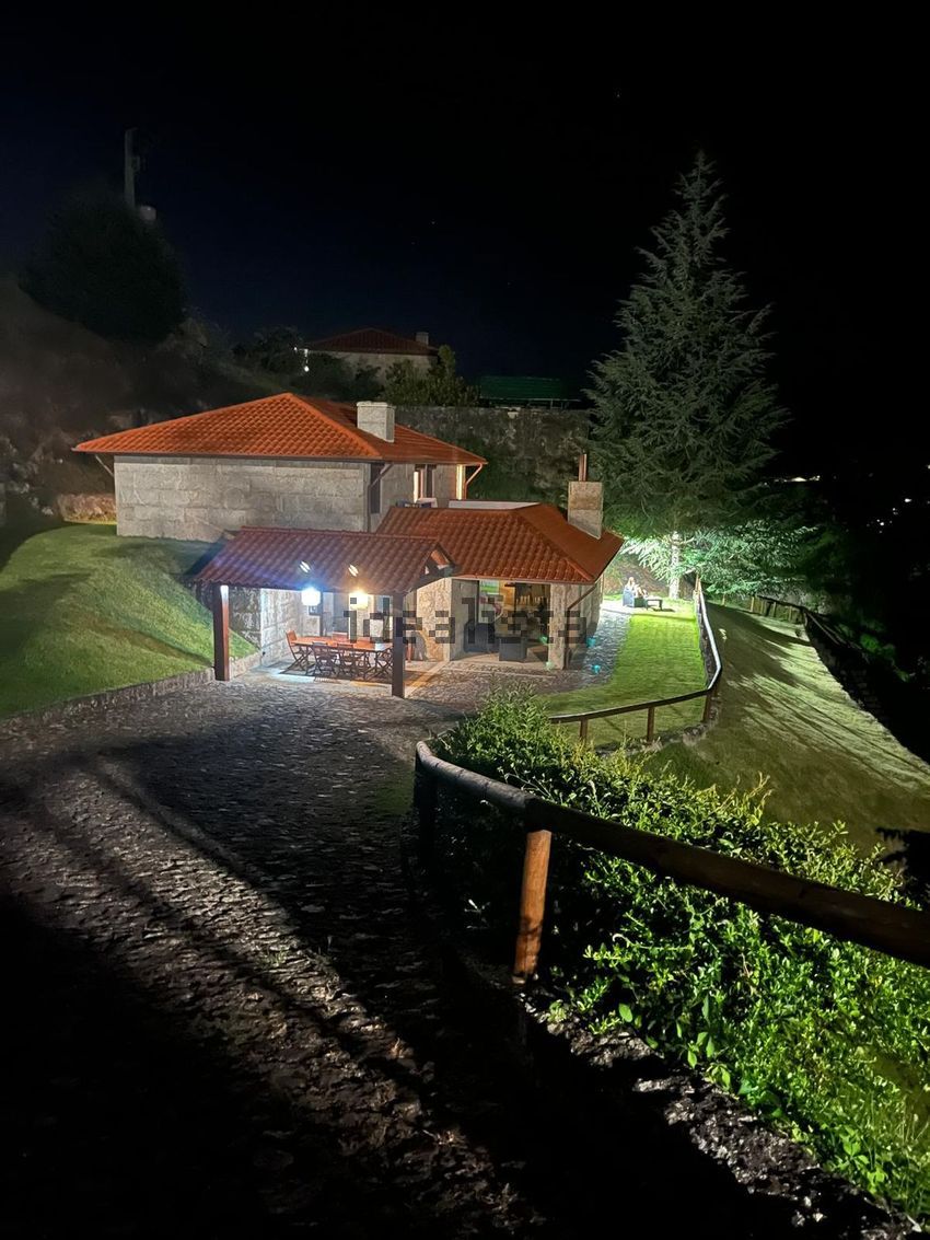 Moradia T3 à venda em Caniçada e Soengas, Vieira do Minho — foto 2