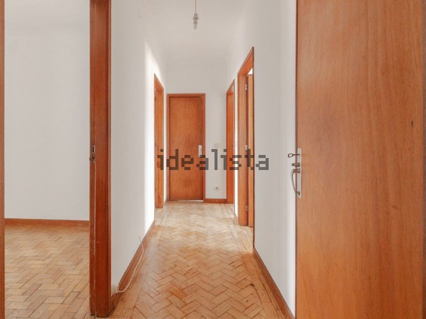 Apartamento T4 à venda em Santo António dos Olivais, Coimbra — foto 3