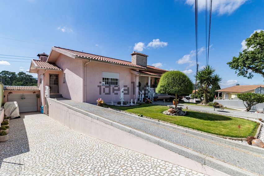 Moradia T4 em Escariz, €340.000