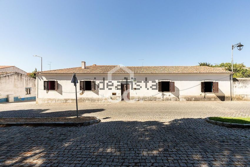 Moradia T2 em Alvito, €180.000