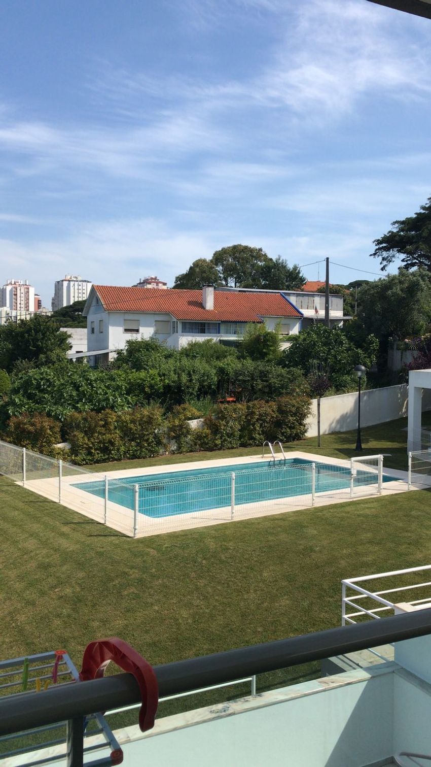 Moradia T5 em Rio de Mouro, €745.000