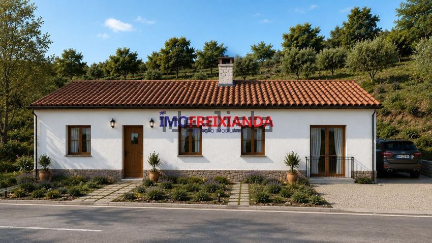 Moradia T2 em Freixianda, Ribeira do Fárrio e Formigais, €38.000