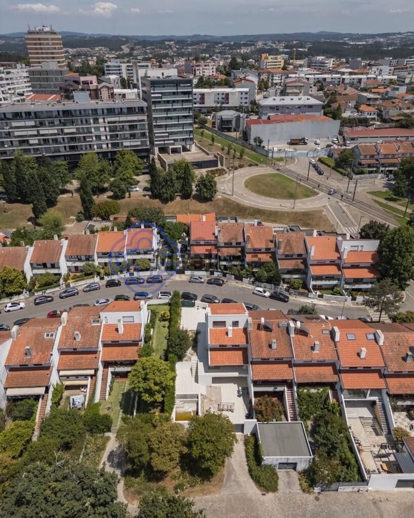 Moradia T4 à venda em Cidade da Maia, Maia — foto 39