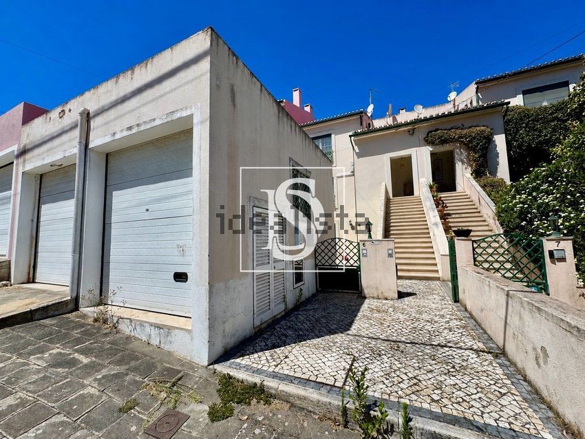 Moradia T3 em Tomar (São João Baptista) e Santa Maria dos Olivais, €349.000