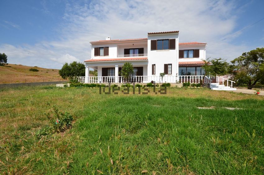 Moradia T5 em Malveira e São Miguel de Alcainça, €650.000