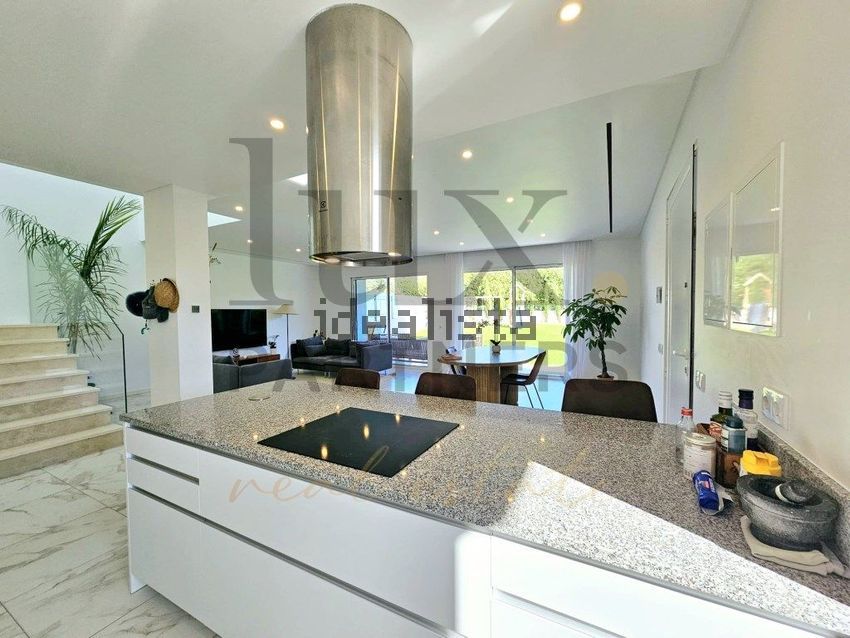 Moradia T4 à venda em Santa Bárbara de Nexe, Faro — foto 5