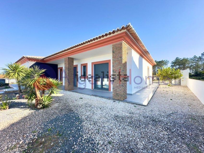Moradia T3 em Rogil, €695.000