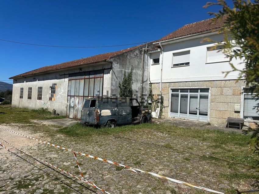 Moradia T3 à venda em Vila e Roussas, Melgaço — foto 2