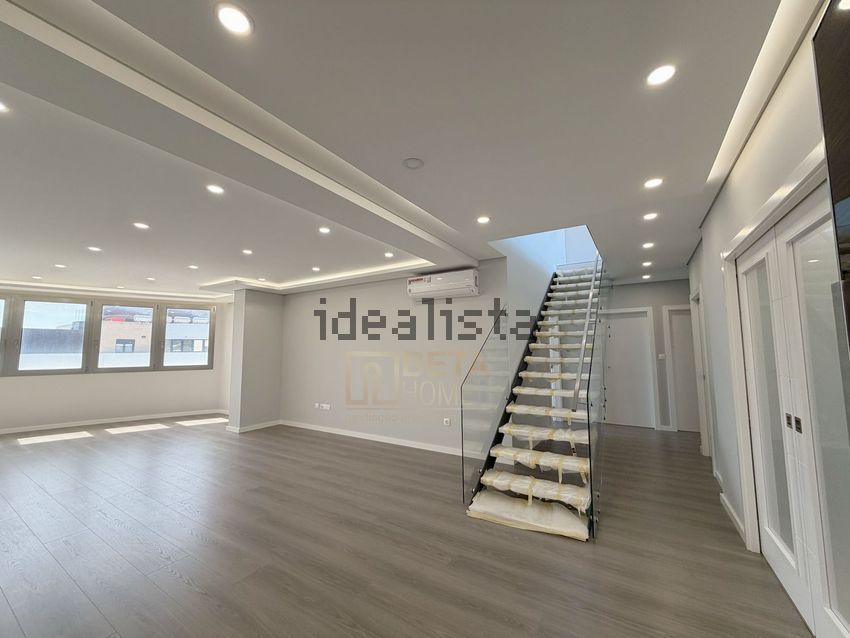 Apartamento T4 à venda em Loures, Loures — foto 4