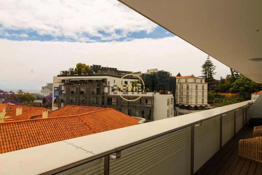 Apartamento T3 à venda em Funchal (Sé), €995.000