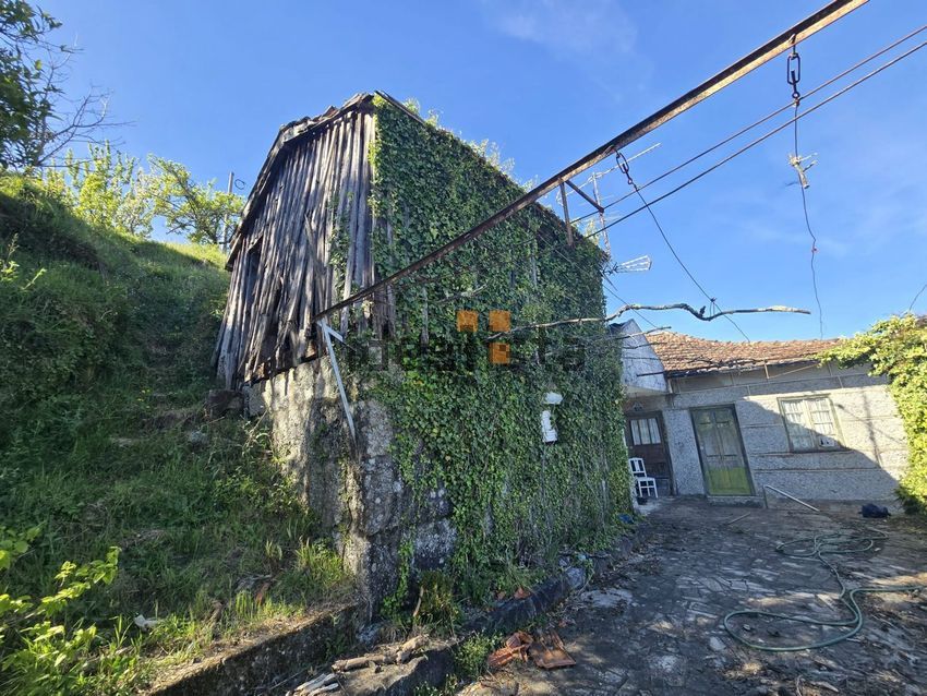 Moradia T2 à venda em Vale de Bouro, Celorico de Basto — foto 2