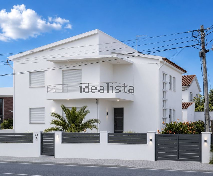 Moradia T6+ em Fernão Ferro, €515.000