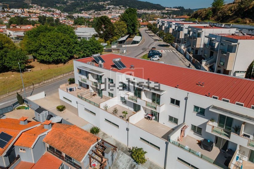 Moradia T3 à venda em Caldas de Vizela (São Miguel e São João), Vizela — foto 2