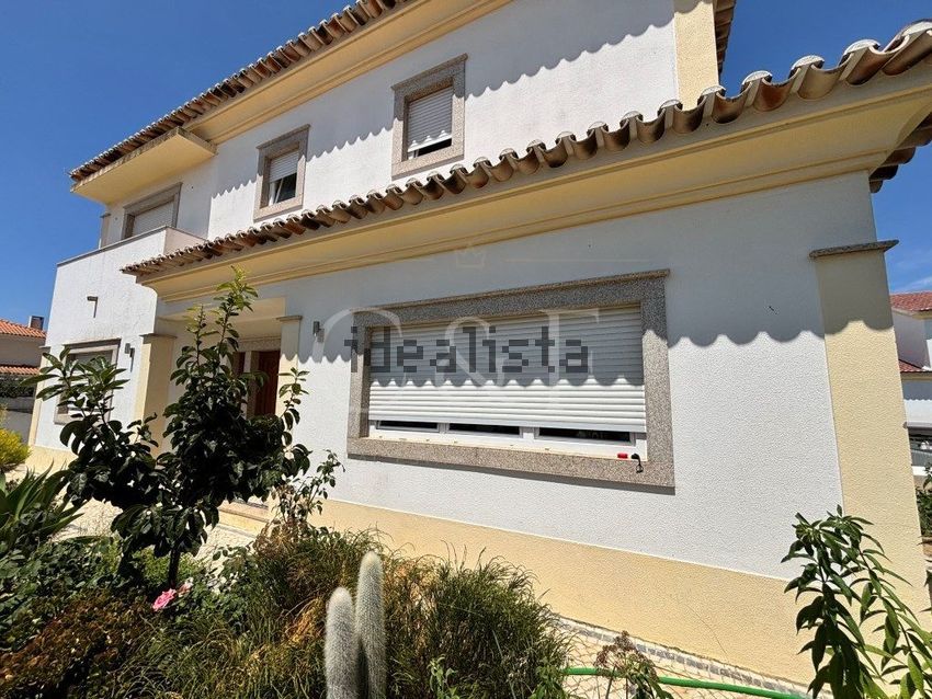 Moradia T4 à venda em Azeitão (São Lourenço e São Simão), Setúbal — foto 2